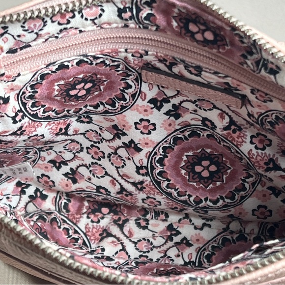 Vera Bradley Small Carryall Leather Crossbody Bag in "Pink Sands" Neutral Casual - Picture 10 of 16